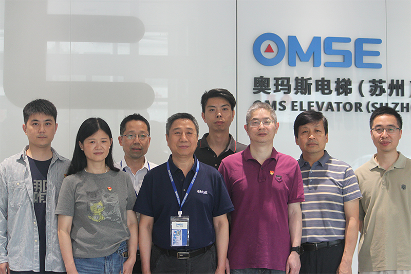 “医企携手护航生命健康”  ----湖州市南浔区人民医院与奥玛斯电梯签订战略合作协议签约报道